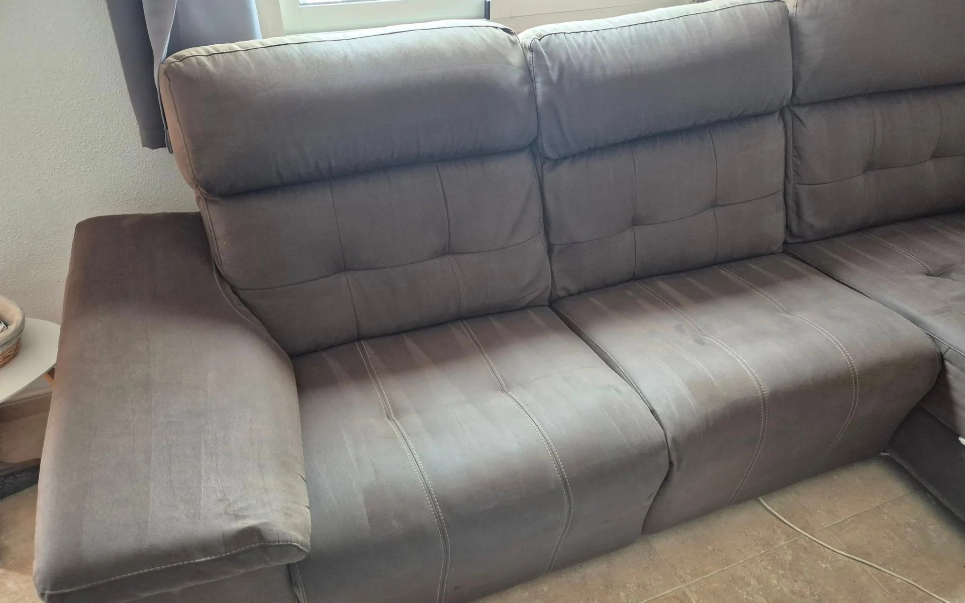 Saubere Couch nach gründlicher Couchreinigung in Köln