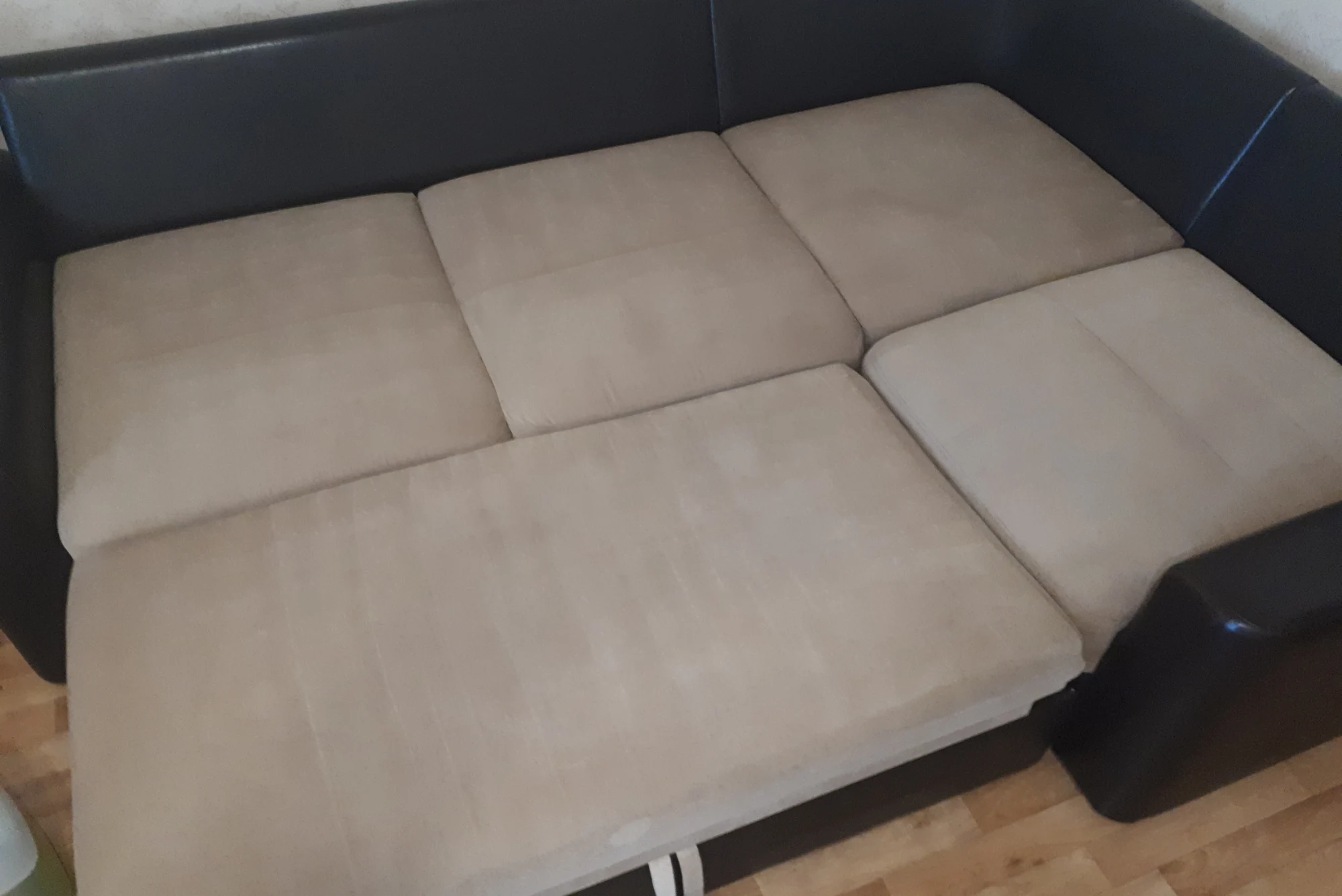 polsterreinigung-leverkusen-sofa-nachher-3